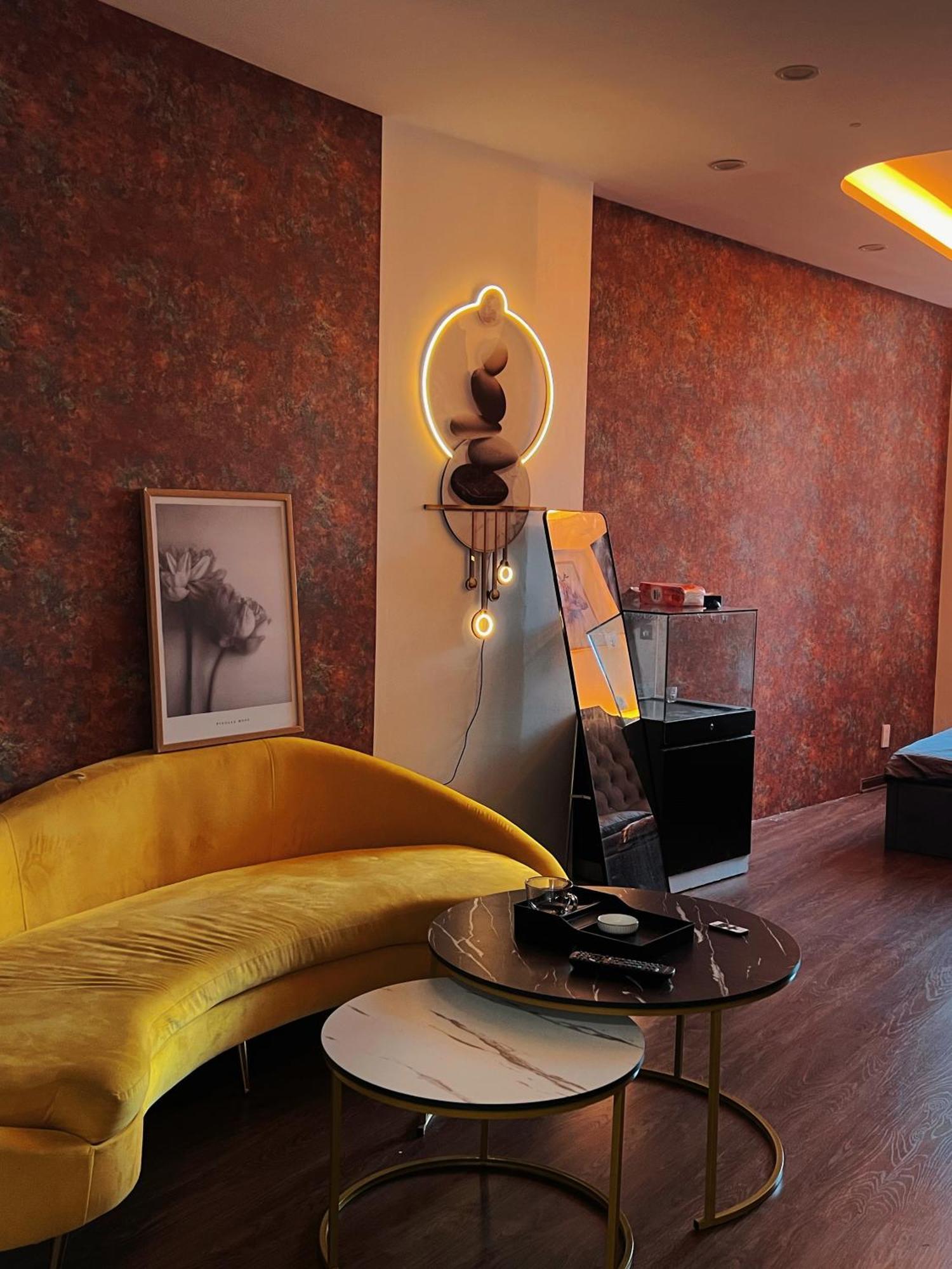 Venus Apartment Kham Thien Hanoi Exterior foto