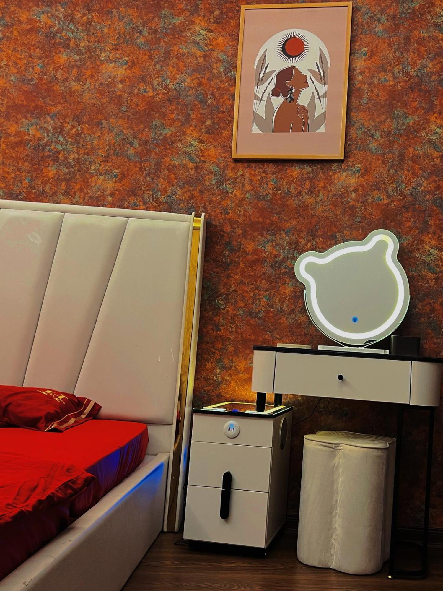 Venus Apartment Kham Thien Hanoi Exterior foto